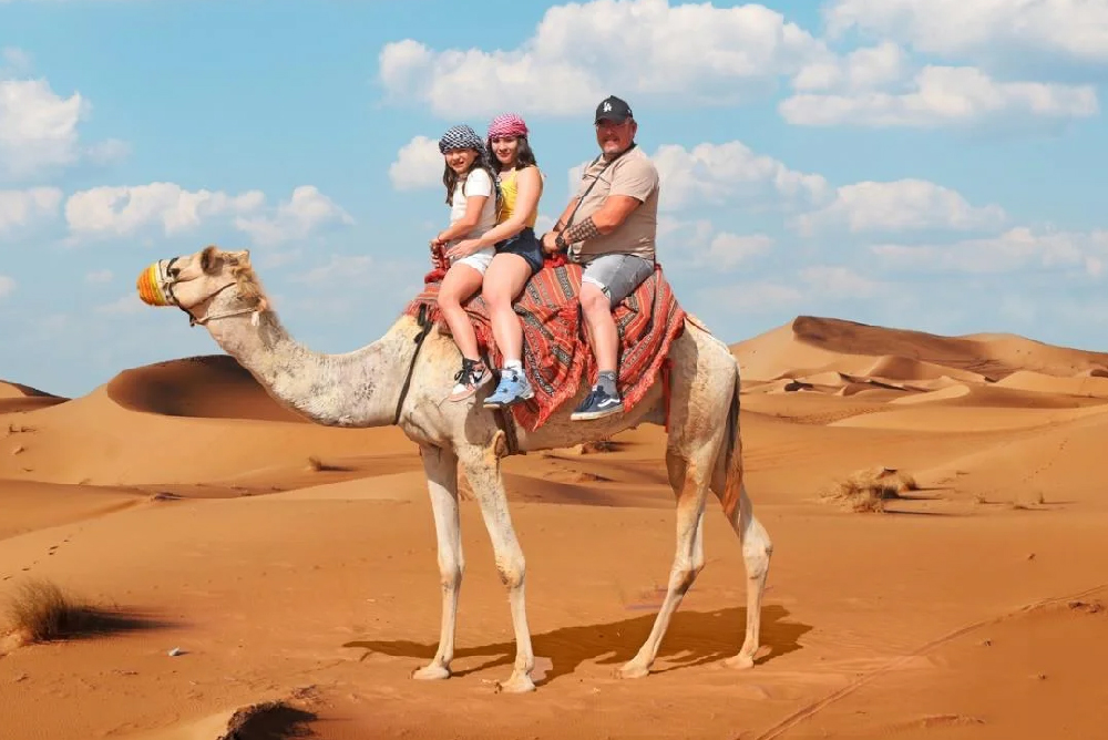 Unforgettable Desert Safari in Dubai – A Complete Guide