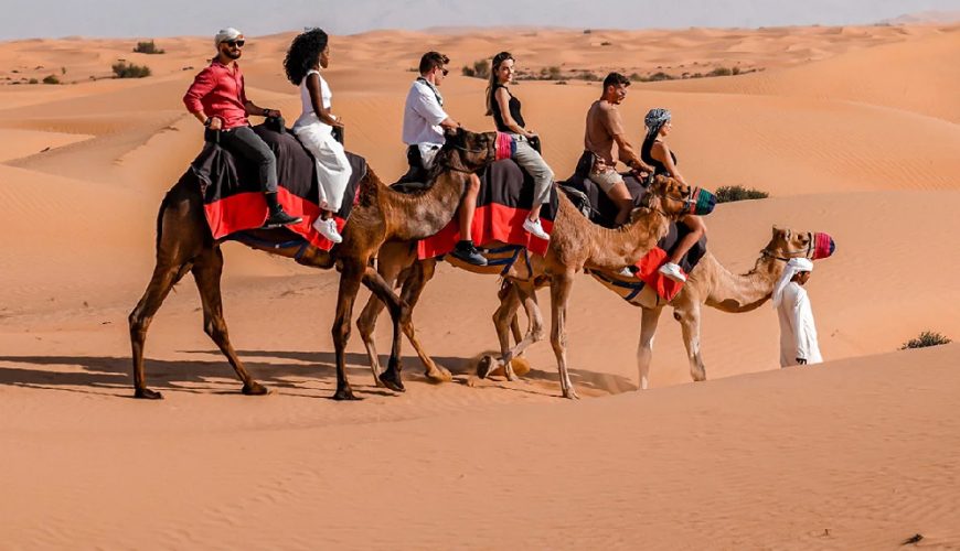 Dubai Desert Safari Packing List – What to Wear & Bring for the Perfect Adventure